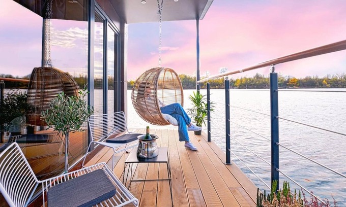 Guernes House | Suite 5*: Nid d'amour sur l'eau avec Jacuzzi