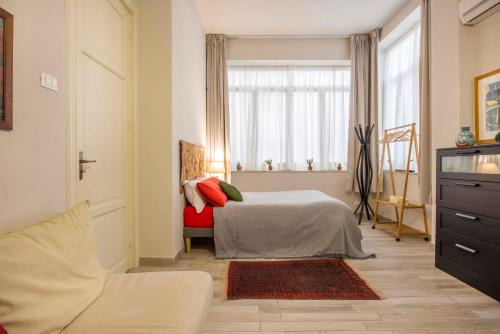 Ruggero Settimo Apartment | Suite Granatelli by Wonderful Italy