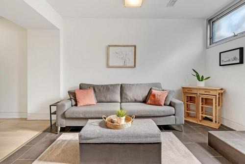 Trinity - Bellwoods Apartment | Suite in the heart of downtown Toronto