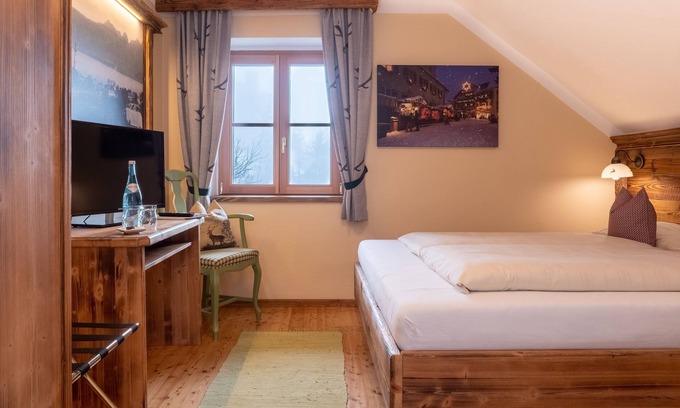 St. Gilgen House | Suite - Landgasthof Batzenhäusl