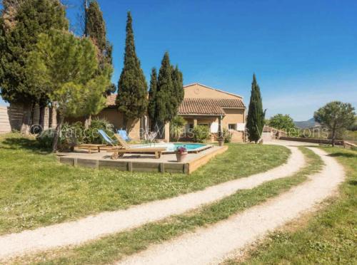 Loupia House | Suite ou chambre privée à la Forge des Cyprès