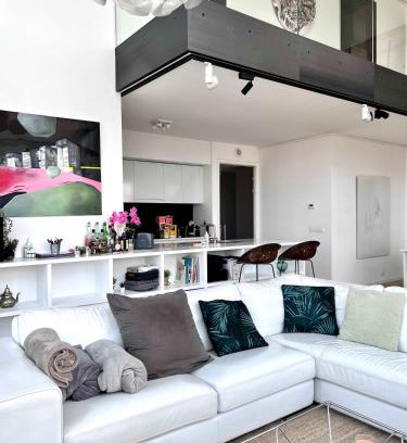 Northern Quarter Bed & Breakfast | Suite Penthouse with Stunning View over Brussel 220 m2 suite