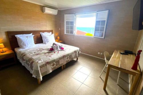 Trois-Rivieres Apartment | Suite Spacieuse 4 étoiles 77m2 vue mer Les Saintes