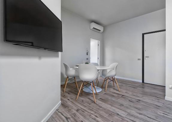 Voghera Apartment | Suite Vogue Epoca