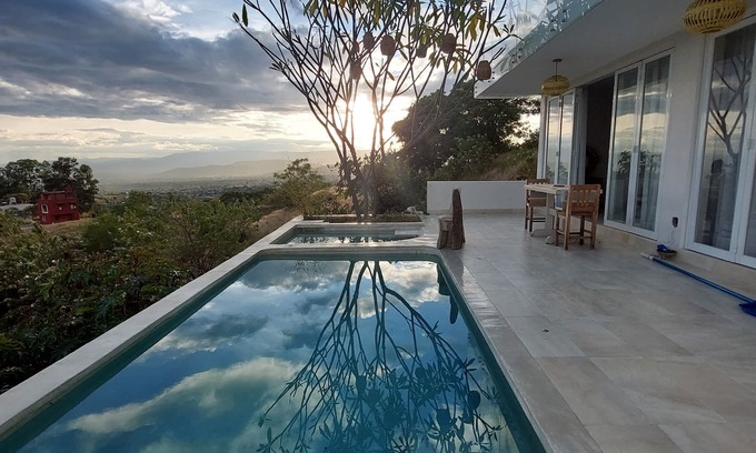 San Andres Huayapan Cottage | Suite with pool and mountain view/Suite with pool and mountain view