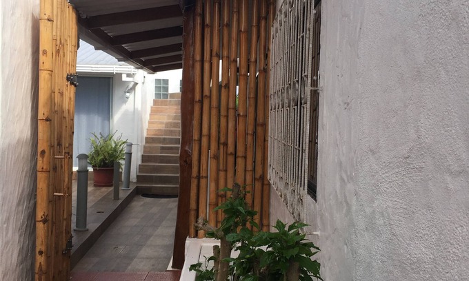 Bahia de la Academia Apartment | Suites