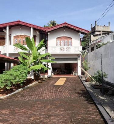Hettimulla House | Sujee Villa CeylonHub