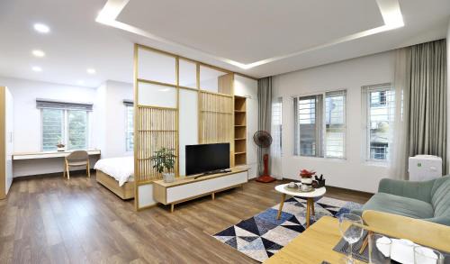 Cong Vi Apartment | Sumitomo 5 Apartment at 81 Linh Lang Street