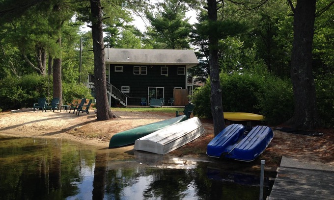 Wakefield Cottage | Summer and Early Fall Lakeside Cottage Rental