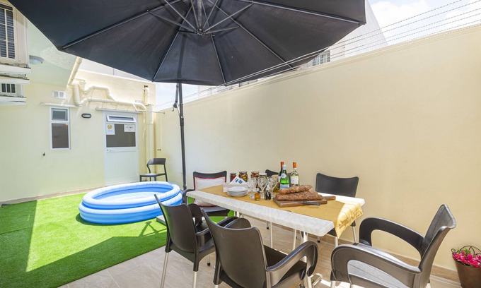 Mellieha Apartment | Summer Breeze Maisonette with large terrace close to the sea in Mellieha
