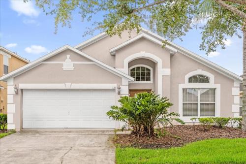 Kissimmee House | Summer Getaway - 5-Bedroom Home with Private Pool!