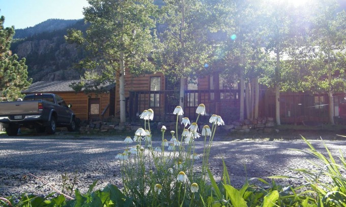 Georgetown Cabin | Summertime in the Mountains
