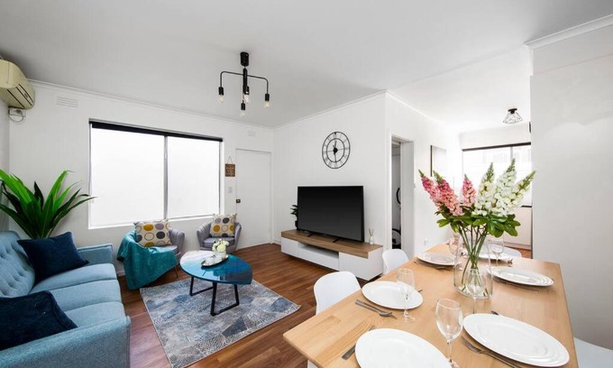 Albert Park Apartment | Sun and Sand Albert Park