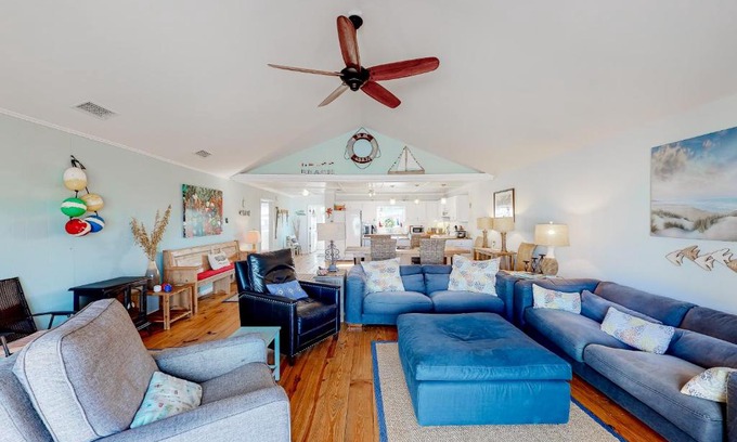 Silver Cay House | Sun Haven