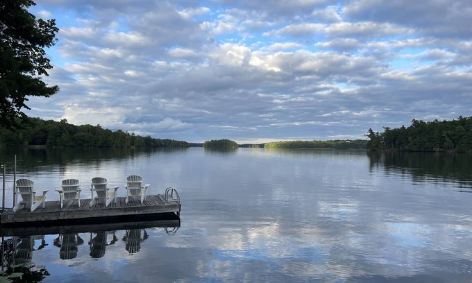 Rideau Lakes Cottage | Sun on the Brow Cottages - Blue Skies Cottage