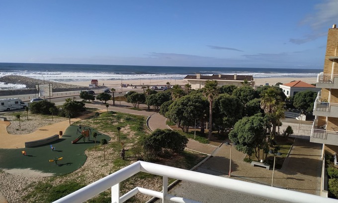 Mozelos Apartment | Sun, Pool and Beach, Studio open-space T0, beachfront, private pools.