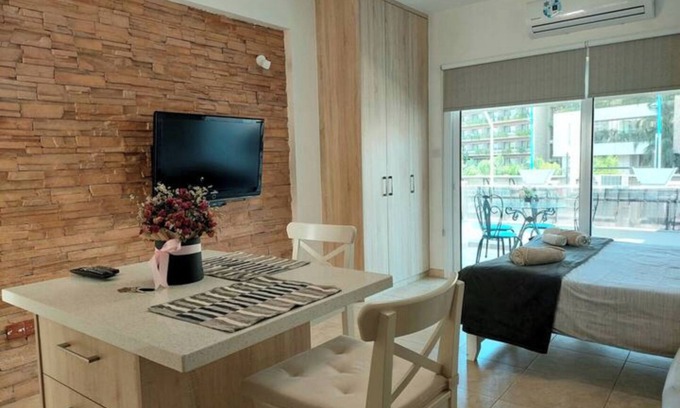 Agios Tychon Apartment | Sun sea B102 apartment by the beach by Sky Universe