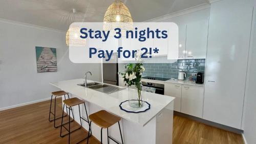 Vincentia House | Sun Sea - New build, Luxury in Vincentia with Ocean Views