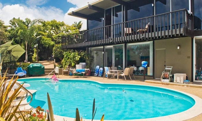 Point Loma Apartment | Sun Splashed days, Warm Smiles when you stay in our guest house.