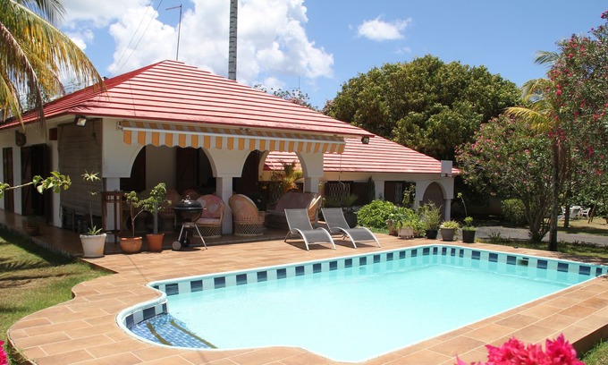 Pointe aux Canonniers Villa | SUN VILLA BY IMMOCLAIR BEACH AT 5 mn by feet