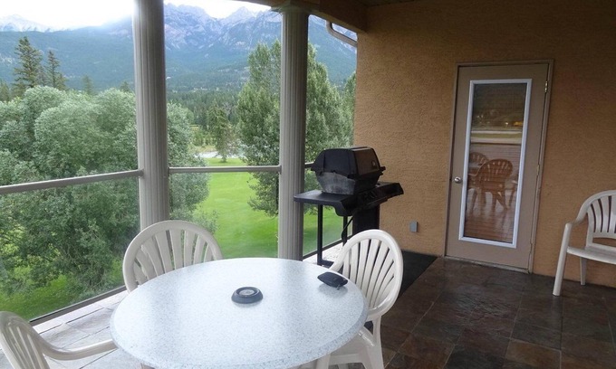 East Kootenay Resort | Sunchaser Vacation Villas @ Riverside June 17-24