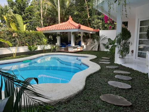 Bangunjiwo Villa | SUNKISS VILLA by Yogya Tropicana