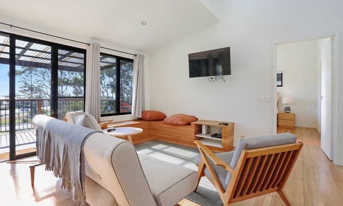 Pambula Beach Cabin | Sunkissed - As close as you can get to the beach