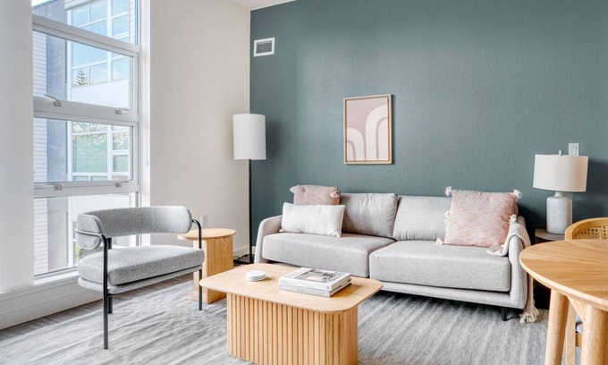 Southwest Berkeley Apartment | Sunlit Berkeley 1BR w/Gym, Roof & W/D, nr Amtrak, by Blueground