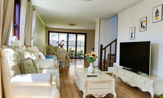Ryde House | Sunny air-conditioned 4BDR Home in Ryde Easy to CBD