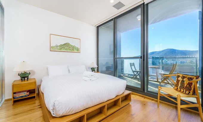 Braddon Apartment | Sunny City Escape Steps from Lonsdale Street