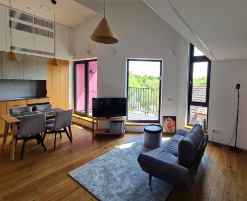 Kaunas Apartment | Sunny Cosy Home