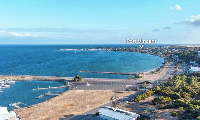 Port Vincent House | Sunny Dais Beachfront - stunning views of the Marina, Clifftops and Port Vincent