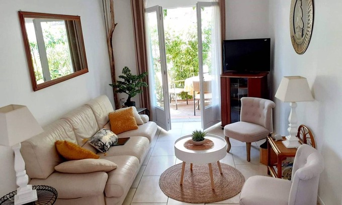 Amelie-les-Bains-Palalda Apartment | Sunny 1-BR Apartment with Terrace, Parking & WiFi, Near Thermal Baths