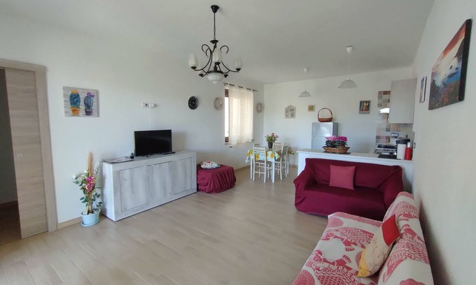 Budoni House | Sunny House, vacation home with garden near the beach in Budoni!