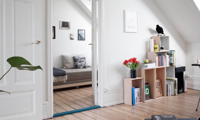 Copenhagen City Centre Apartment | Sunny Penthouse with Private Balcony