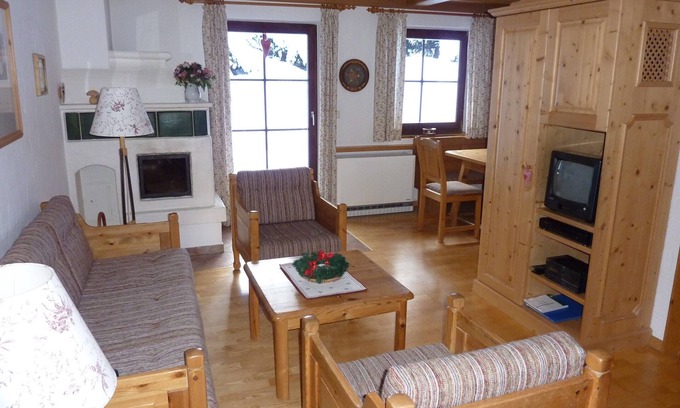 Hochkrimml Apartment | Sunny vacation apartment in a skiing and hiking area