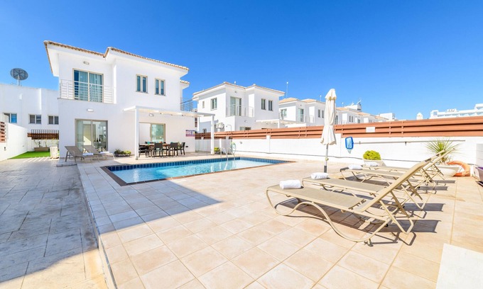 Protaras Villa | Sunrise Bay Villa #6 - Charming Protaras Centre Getaway