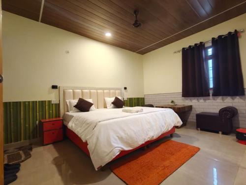 Agra House | Sunrise Homestay Agra Near Taj Mahal