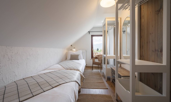 Lesce Apartment | Sunrise mountain view apartment near Lake Bled