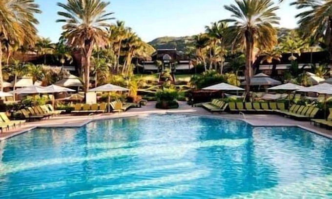 Estate Enighed Resort | Sunset Bay | Westin | Lux Resort | Concierge | Pool