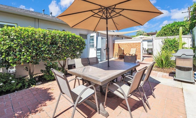 La Jolla Shores House | Sunset Cottage in La Jolla Shores - New Listing