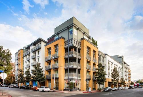 NoHo Arts District Apartment | Sunset Duo 2 bedroom Charm with FREE Parking