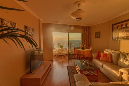 San Marcos Apartment | Sunset