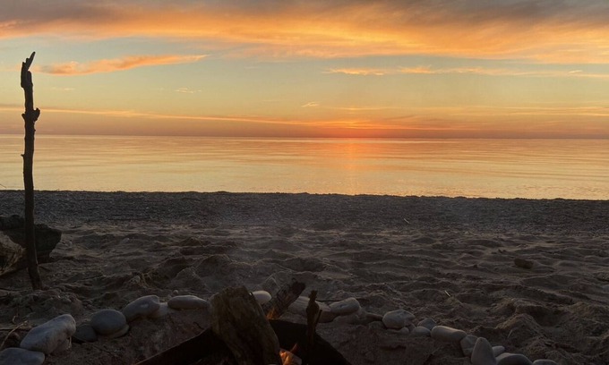 Dashwood House | Sunset Garden - Glamping just steps away from the beach. 5 min from Grand Bend!