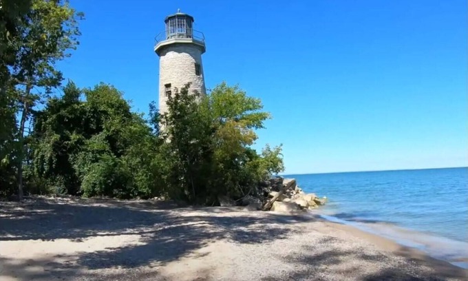 Kingsville House | Sunset on Pelee Island - Entire Home