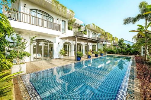 Duong To Resort | Sunset Sanato Resort & Villas