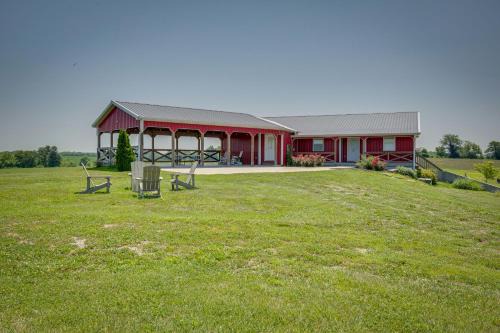 Clinton County Apartment | Sunset View Home 1 Mi to Smithville Lake!