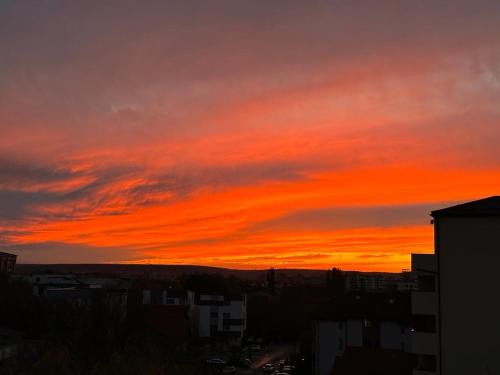 Craiova Apartment | Sunset view