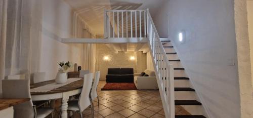 Les Moulins House | Sunset Villa atypical with air conditioning