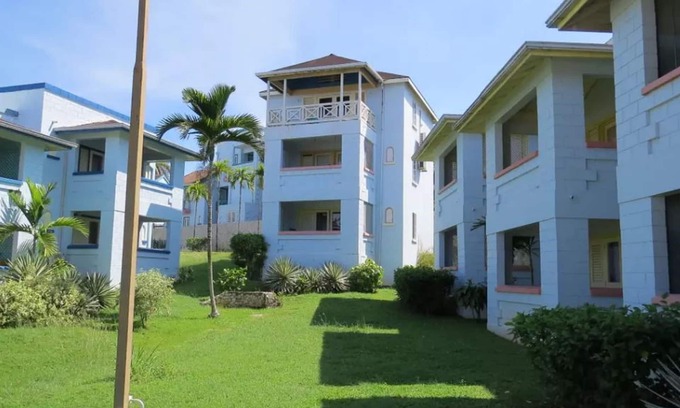 Orange Bay Condo | Sunset Villa Negril, Jamaica Beautiful beach front 3 BR vacation property.